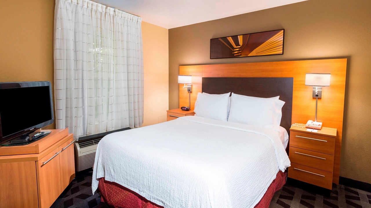 Photo of Bedroom in Town Center