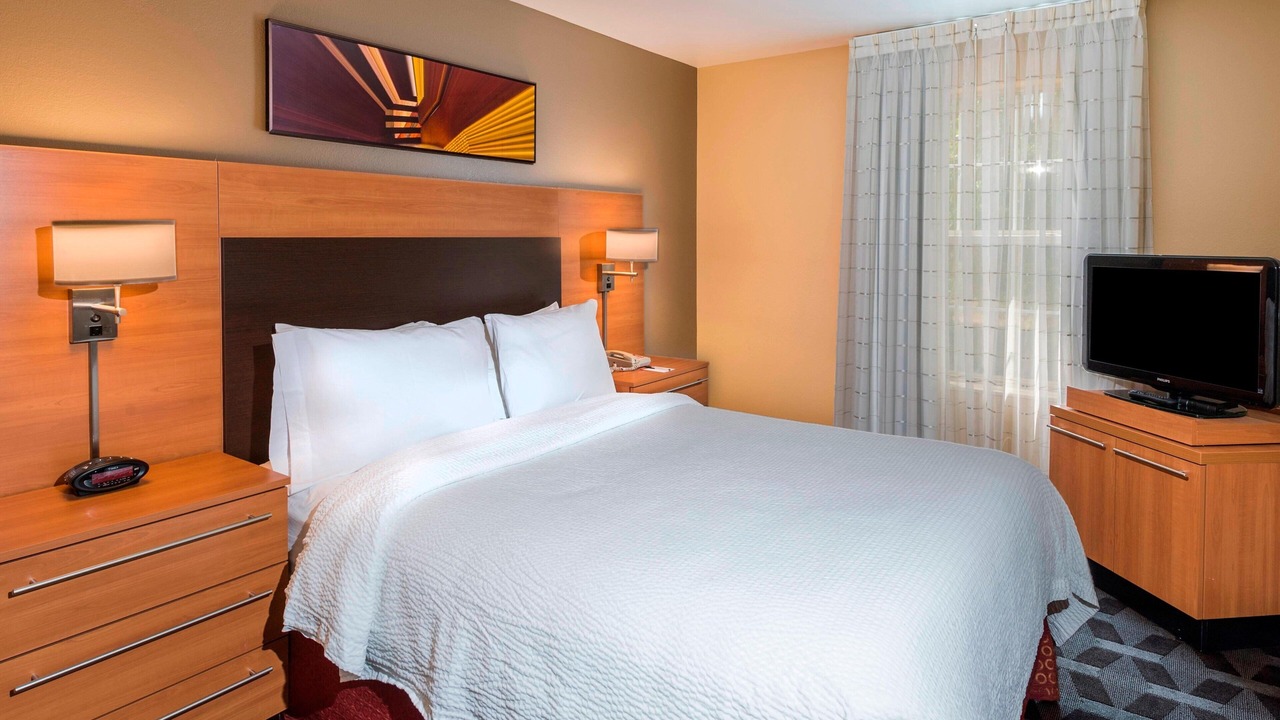 Photo of Bedroom in Town Center