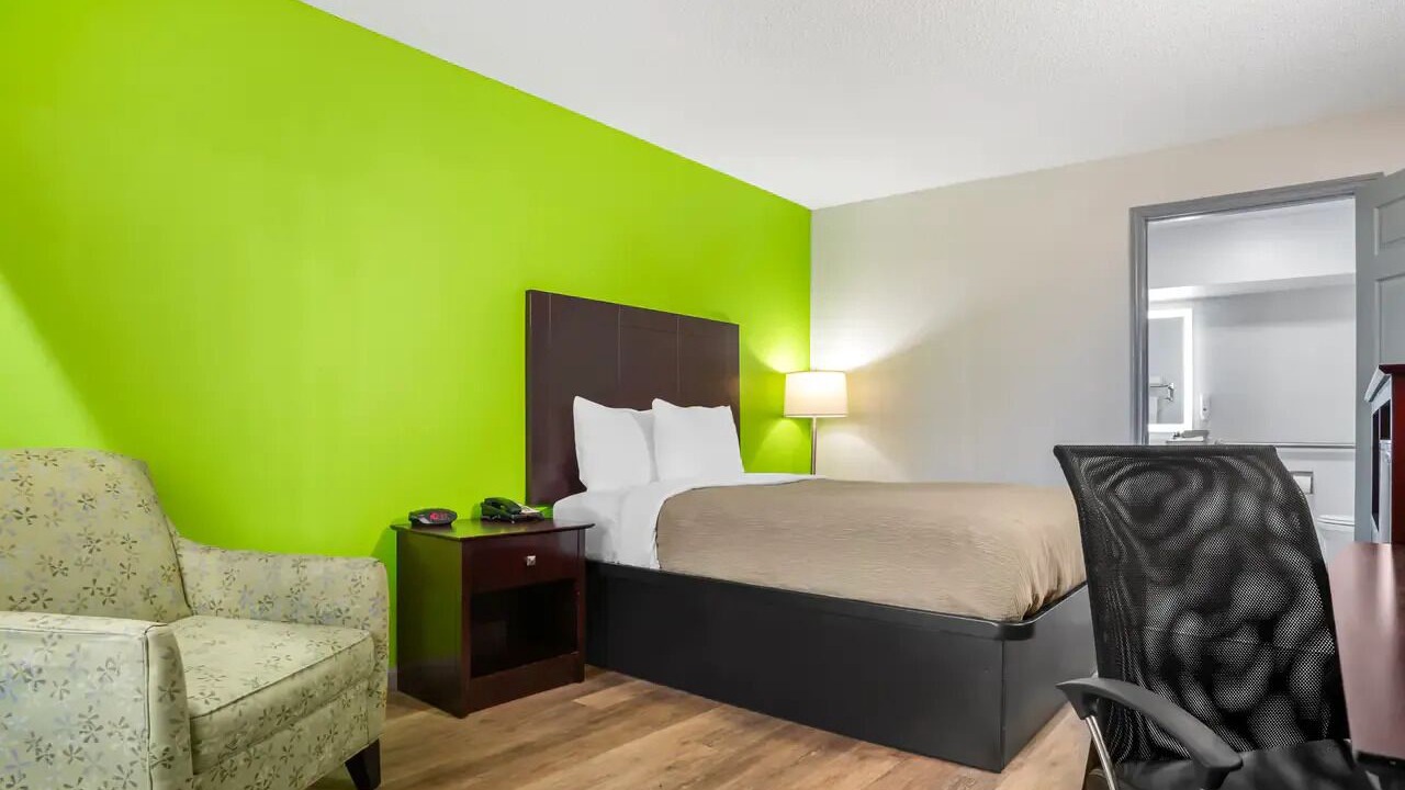 Photo of Bedroom in Bessemer