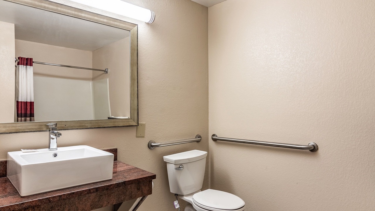 Photo of Bathroom in College Park