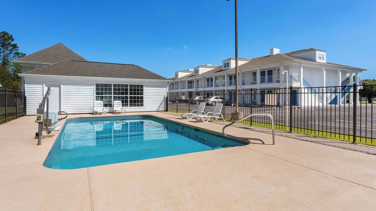 Photo of Outdoor in Dock Junction