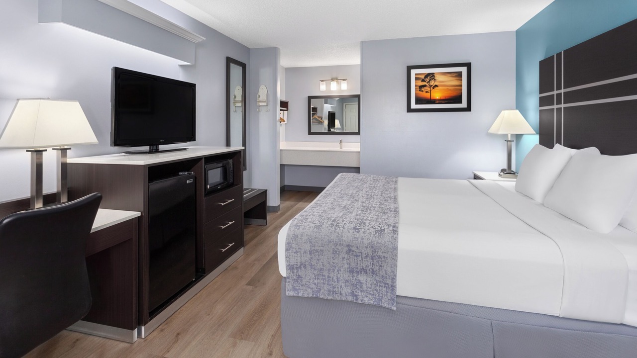 Photo of Bedroom in Dock Junction