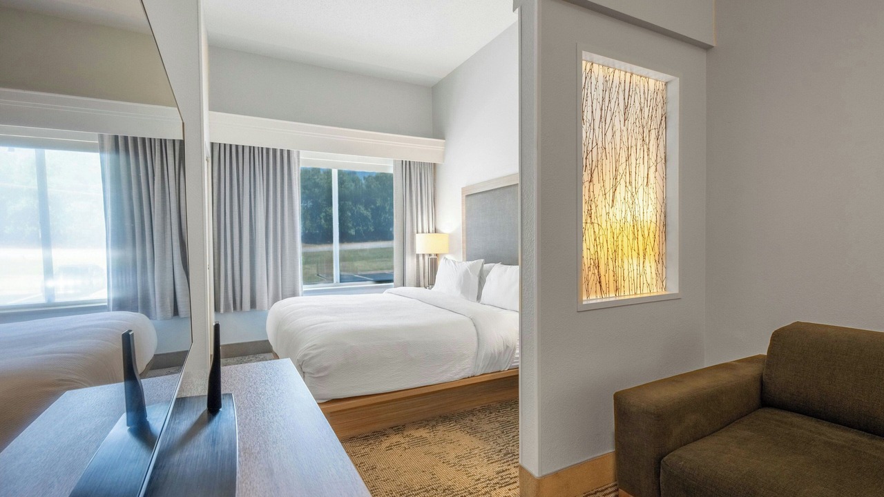 Photo of Bedroom in Town Center