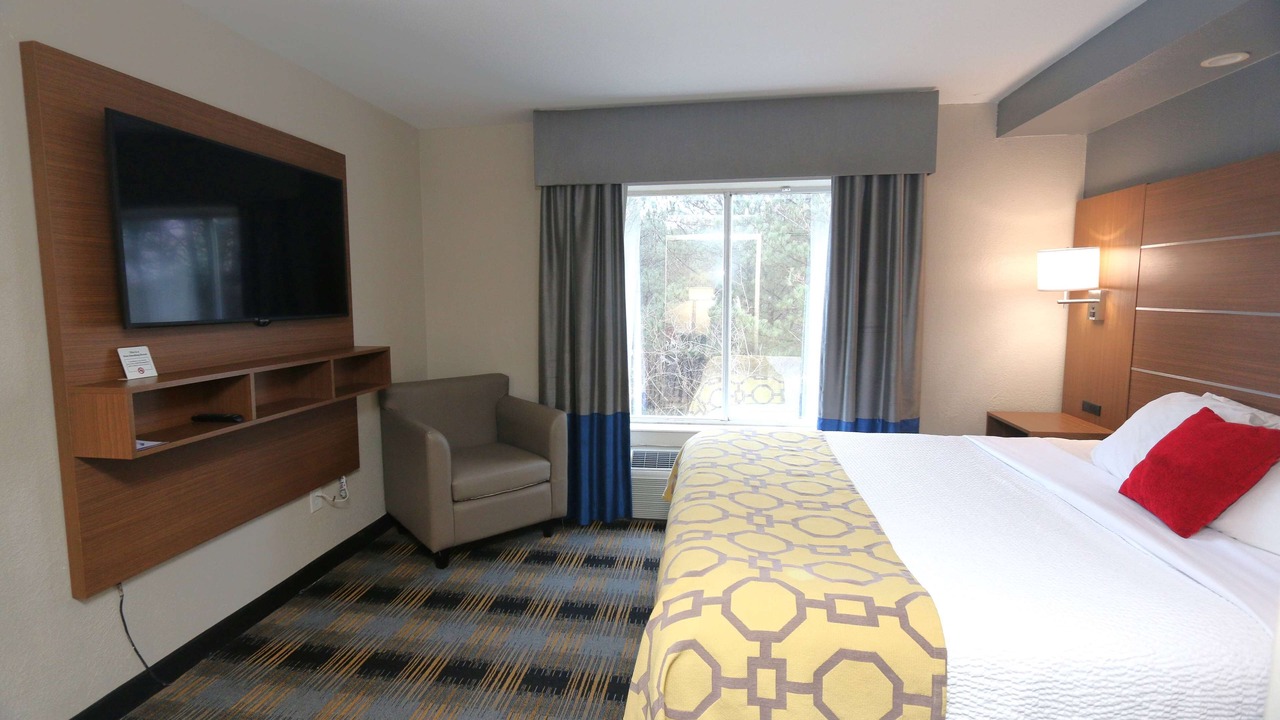 Photo of Bedroom in Lithia Springs