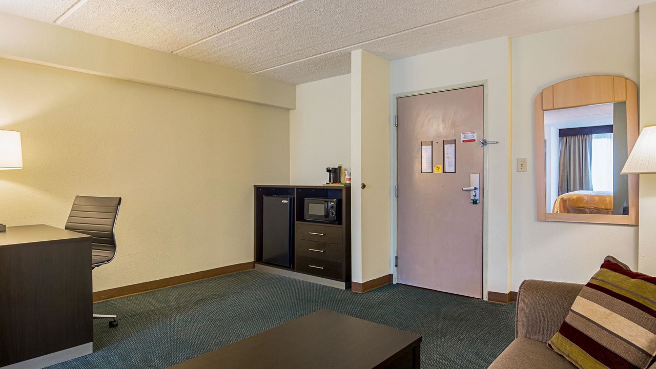 Photo of Bedroom in Forest Park