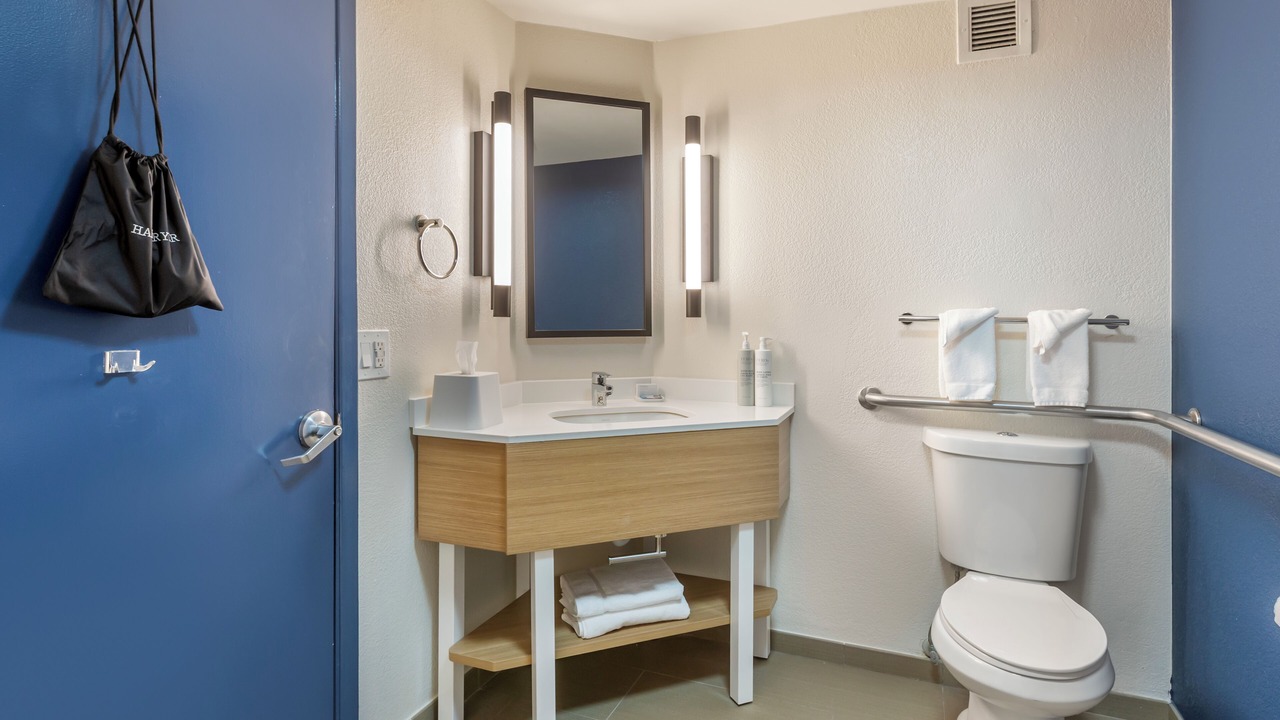 Photo of Bathroom in College Park