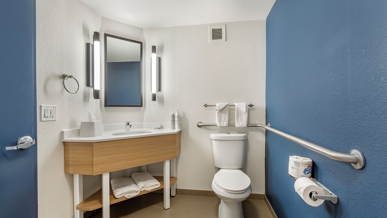 Photo of Bathroom in College Park