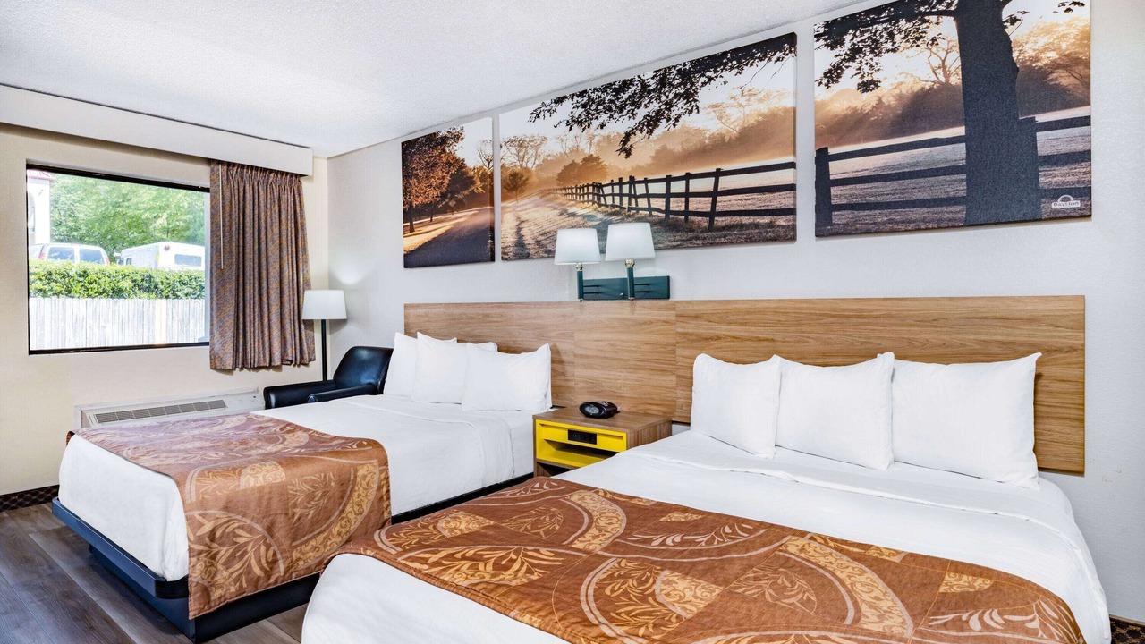 Photo of Bedroom in Macon