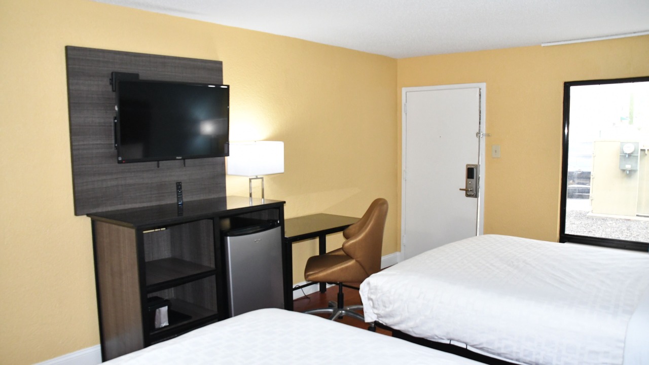 Photo of Bedroom in Macon