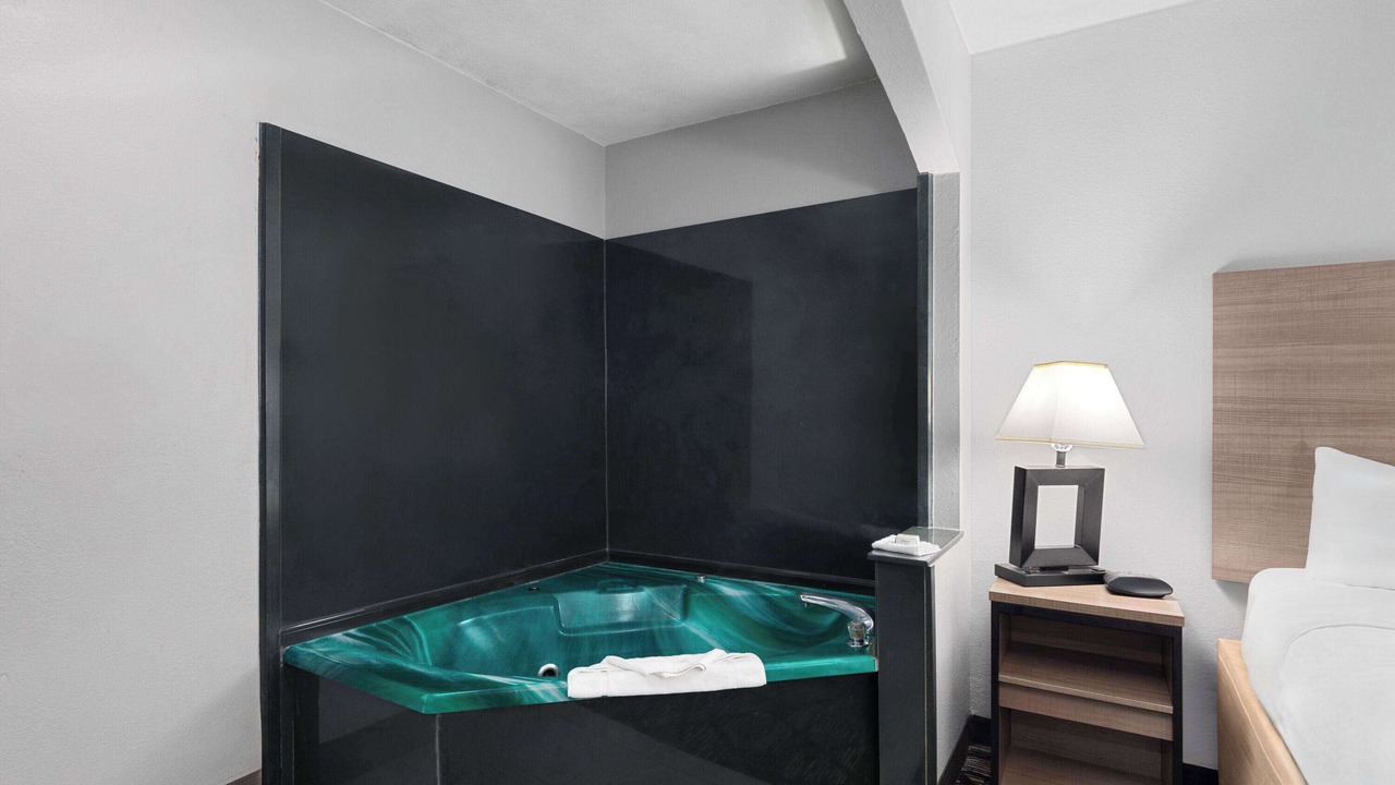 Photo of Bathroom in Tillmans Corner