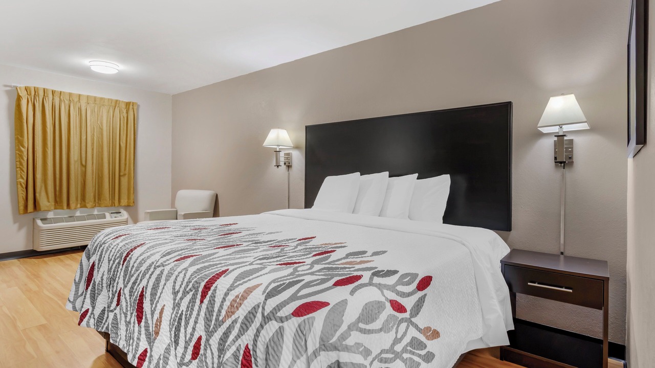 Photo of Bedroom in Kennesaw