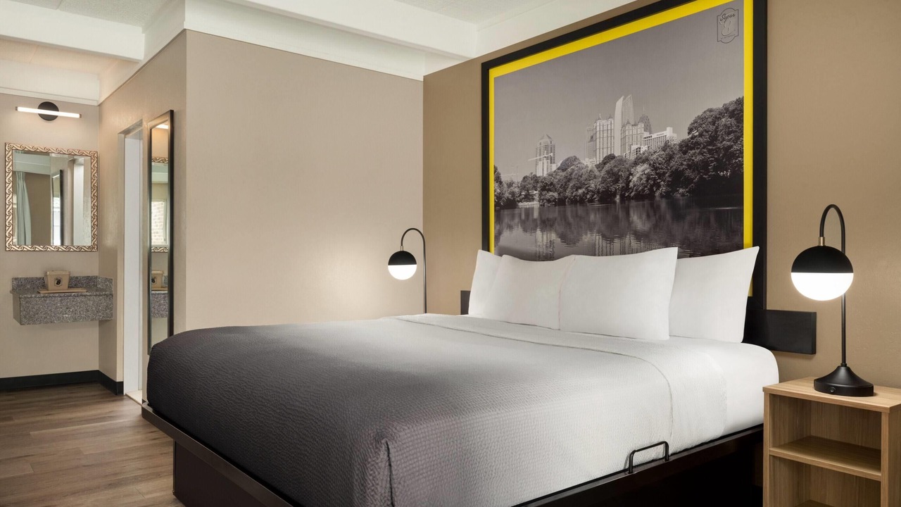 Photo of Bedroom in Macon