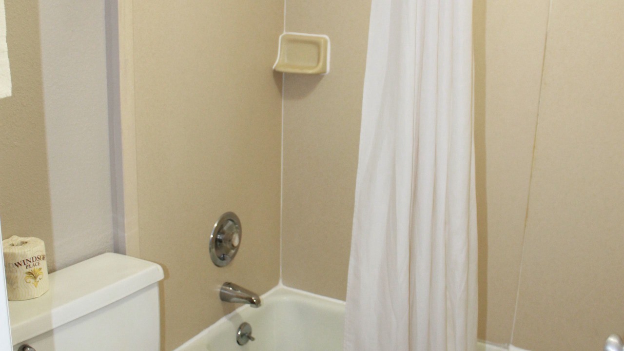 Photo of Bathroom in Locust Grove