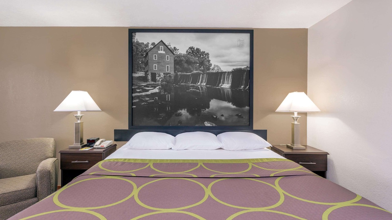 Photo of Bedroom in Locust Grove