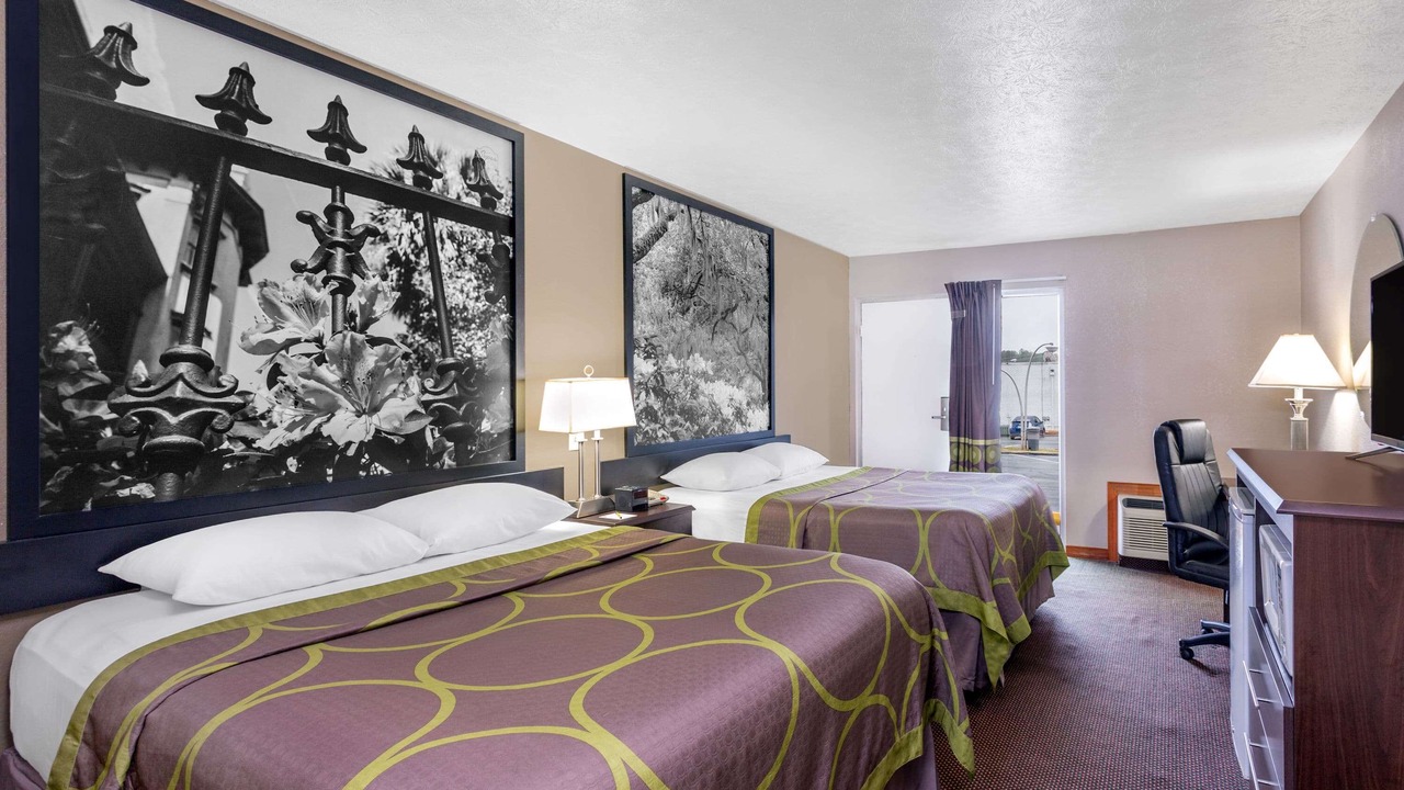Photo of Bedroom in Locust Grove