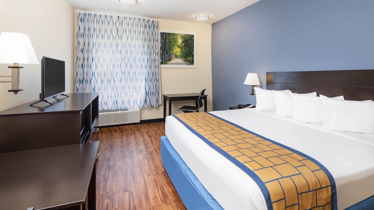Photo of Bedroom in Macon