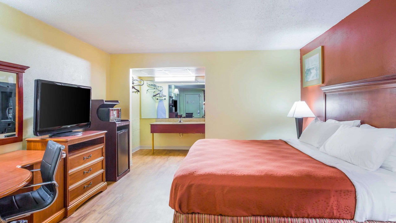 Photo of Bedroom in Bonifay