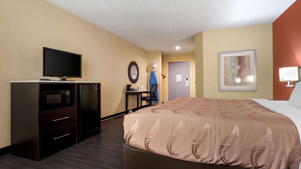 Photo of Bedroom in Phenix City