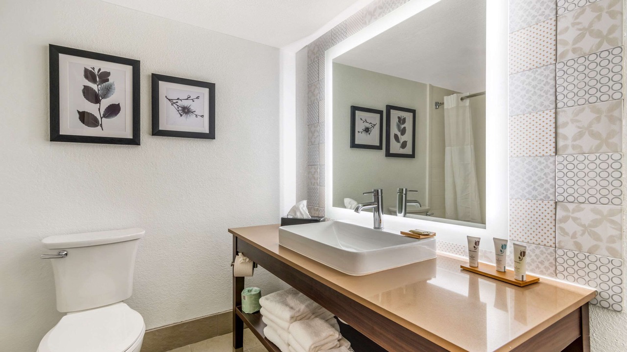 Photo of Bedroom in College Park