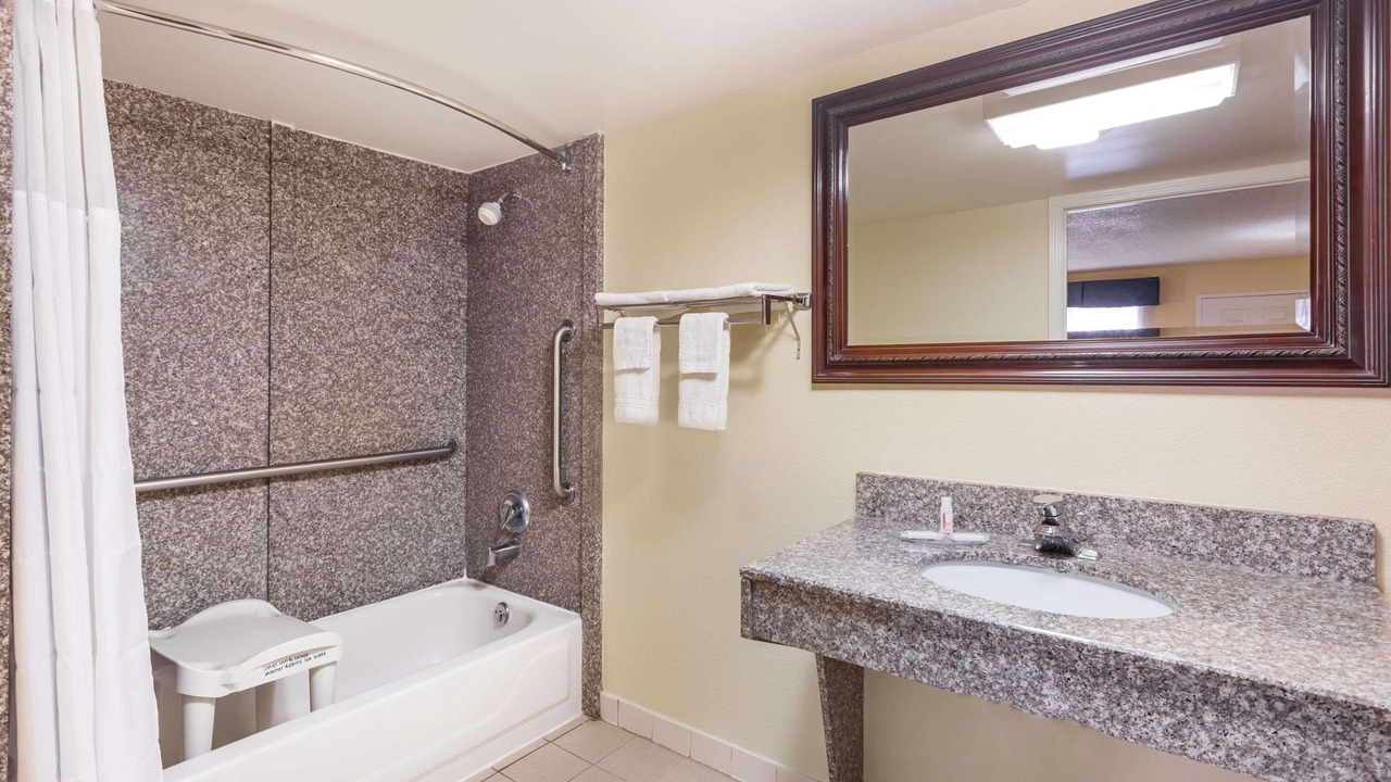 Photo of Bathroom in Warner Robins