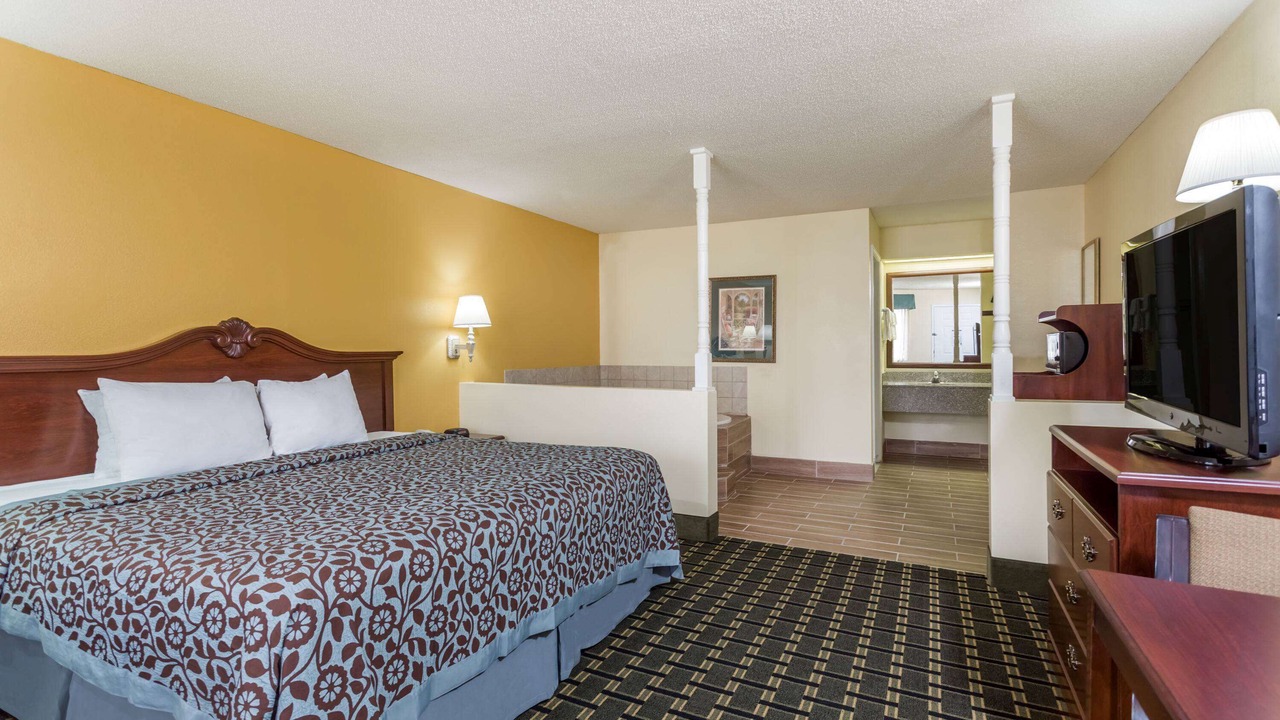 Photo of Bedroom in Warner Robins