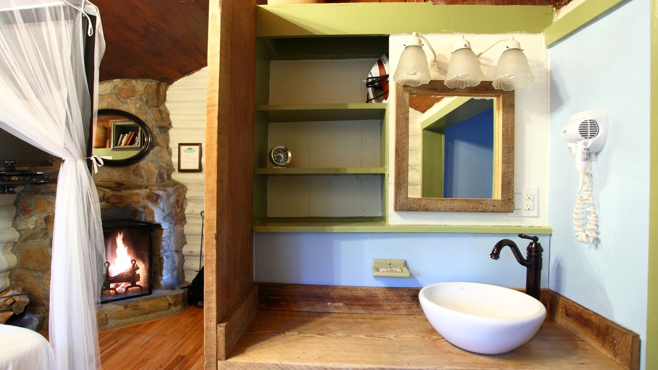 Photo of Bathroom in Woodfin