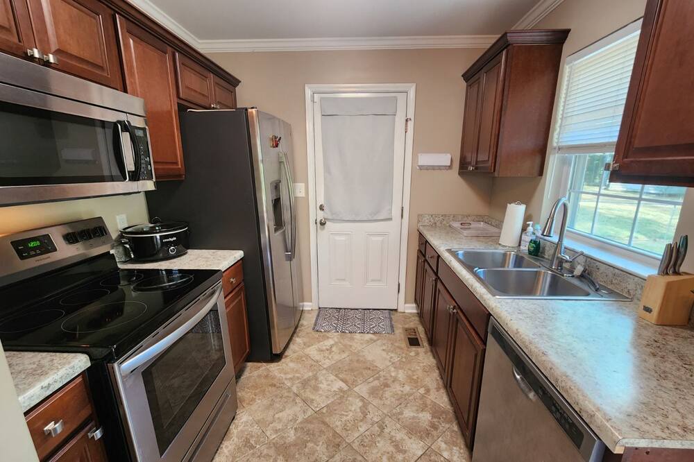 Photo of Kitchen in Bessemer
