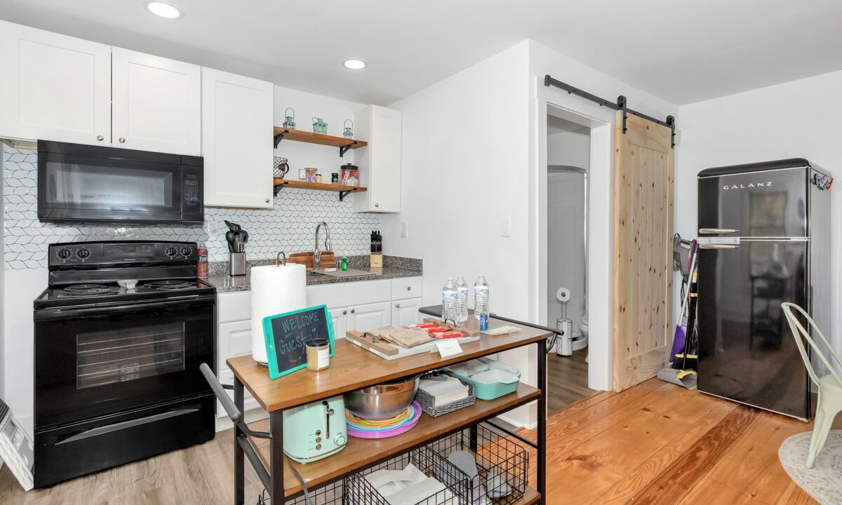 Photo of Kitchen in Guntersville
