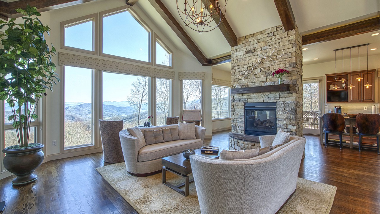 Photo of Livingroom in Waynesville