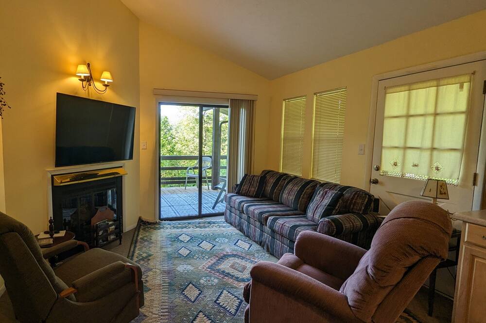 Photo of Livingroom in Hot Springs