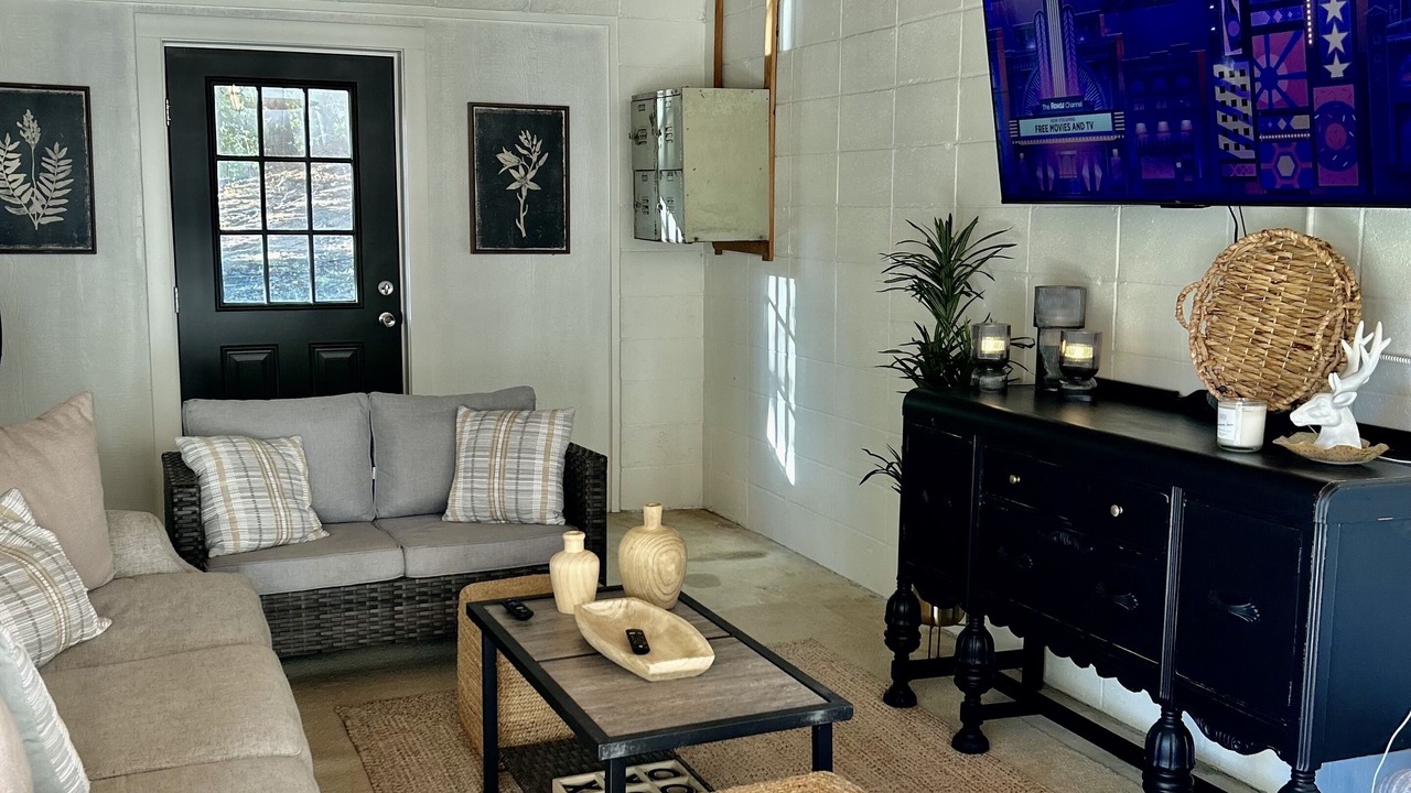 Photo of Livingroom in Crane Hill