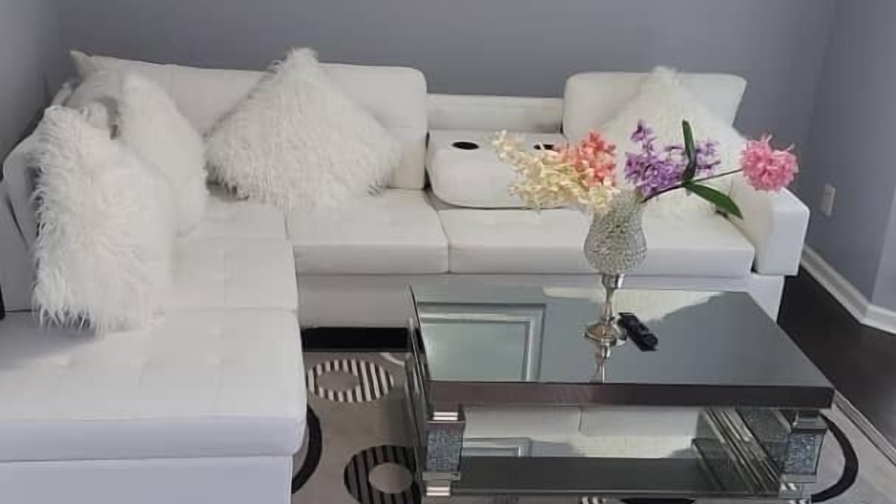 Photo of Livingroom in Irondale