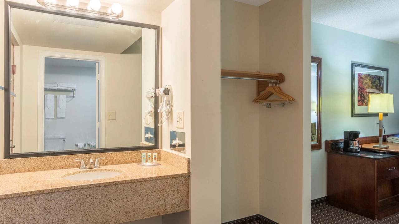 Photo of Bedroom in East Point