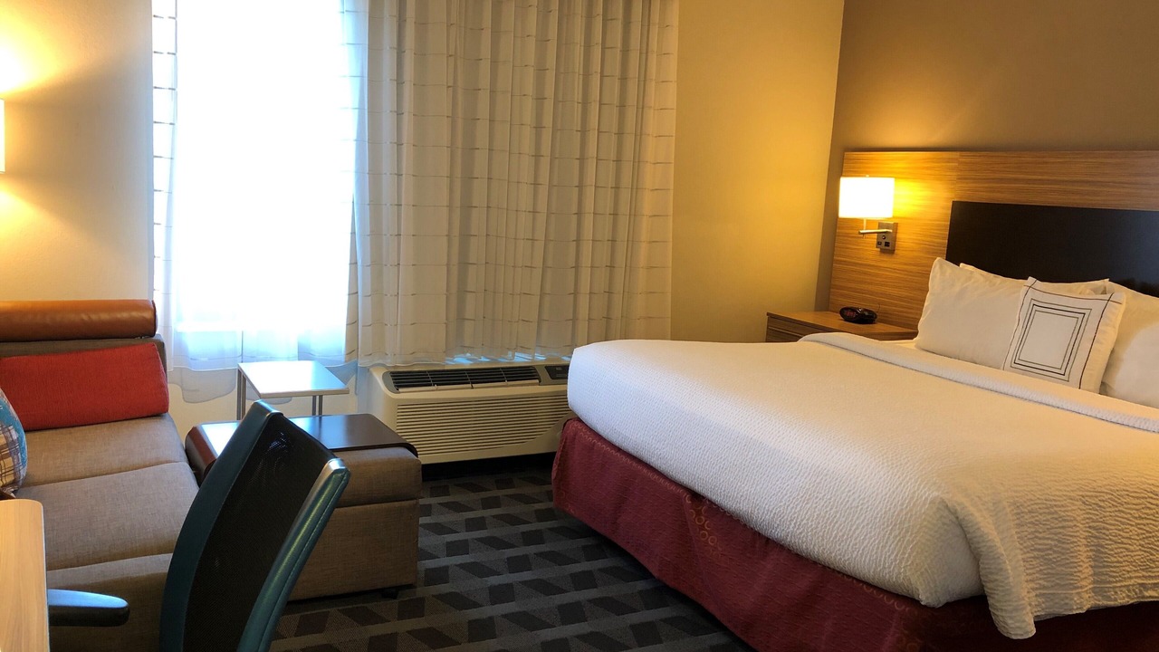 Photo of Bedroom in Macon