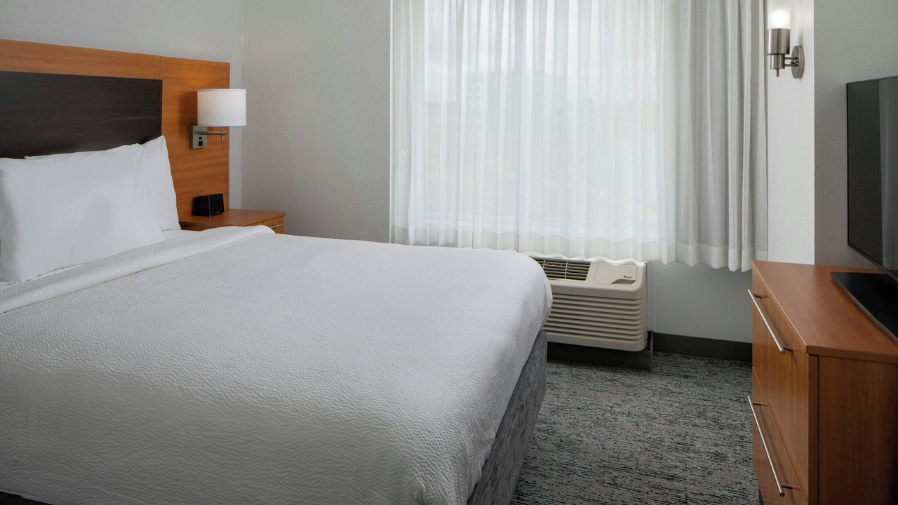 Photo of Bedroom in Huntsville