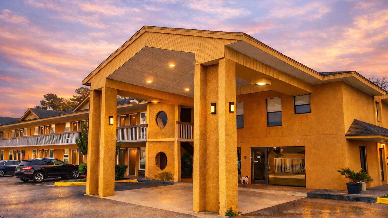 Photo of Outdoor in Fleming