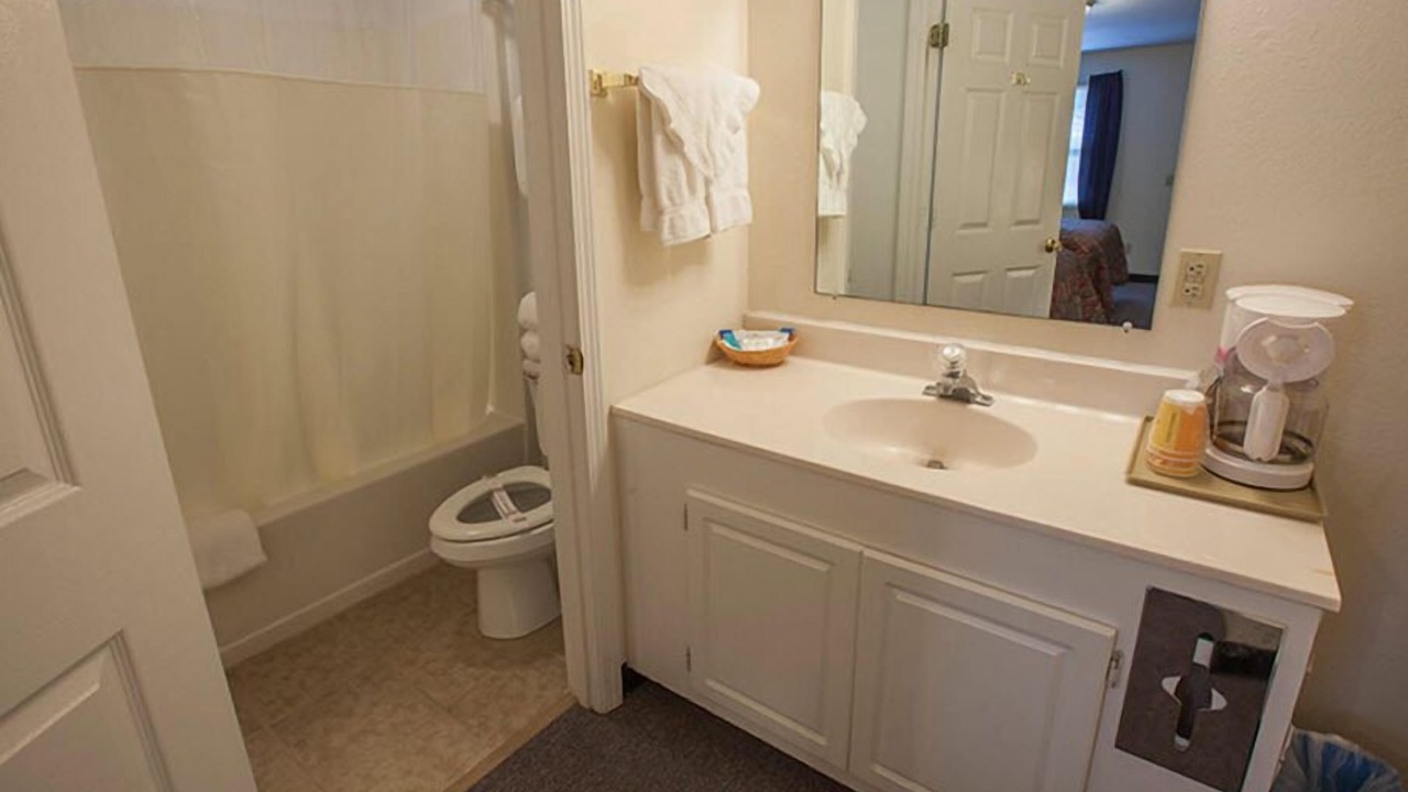 Photo of Bathroom in Maggie Valley