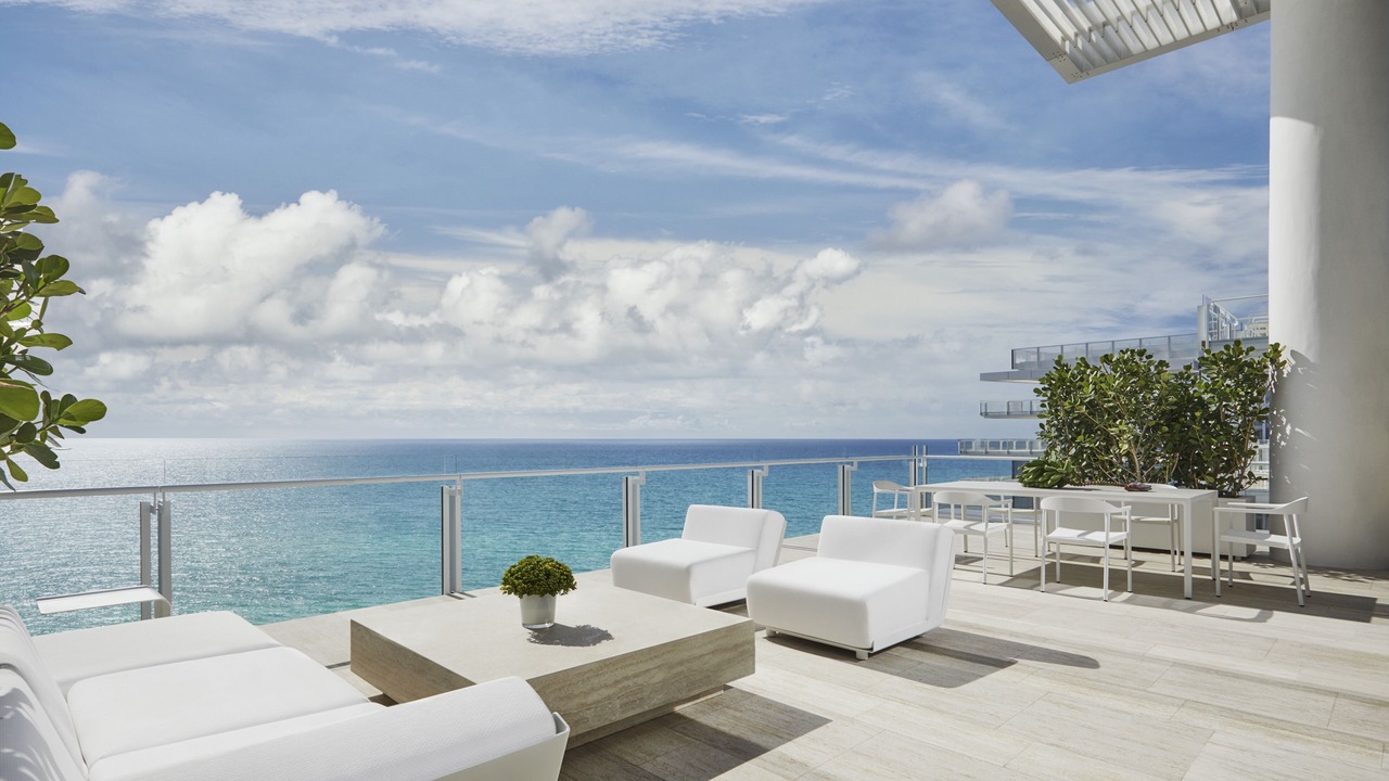 Photo of Patio Balcony in Surfside