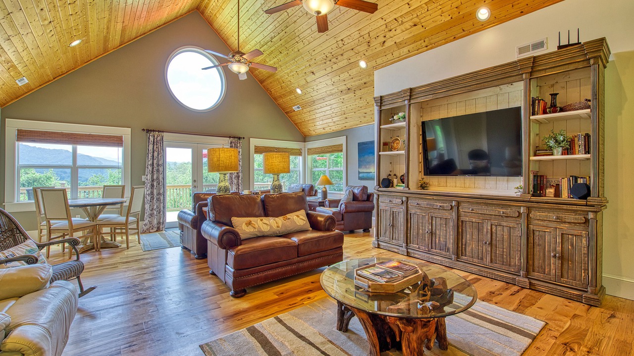 Photo of Bedroom in Waynesville