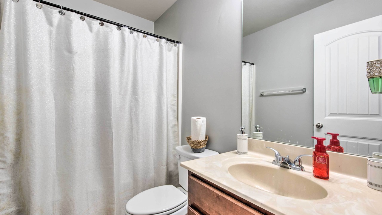 Photo of Bathroom in Church Street