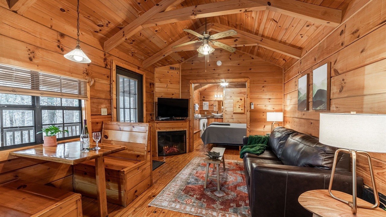 Photo of Livingroom in Hot Springs