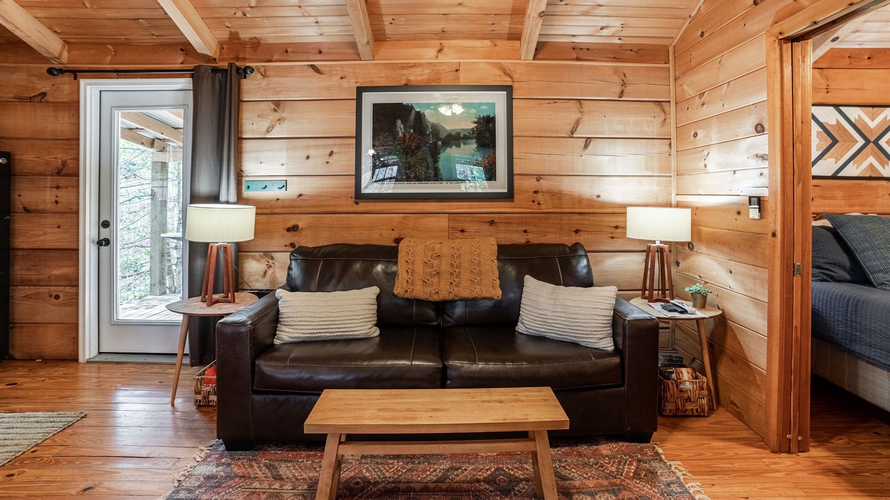 Photo of Livingroom in Hot Springs
