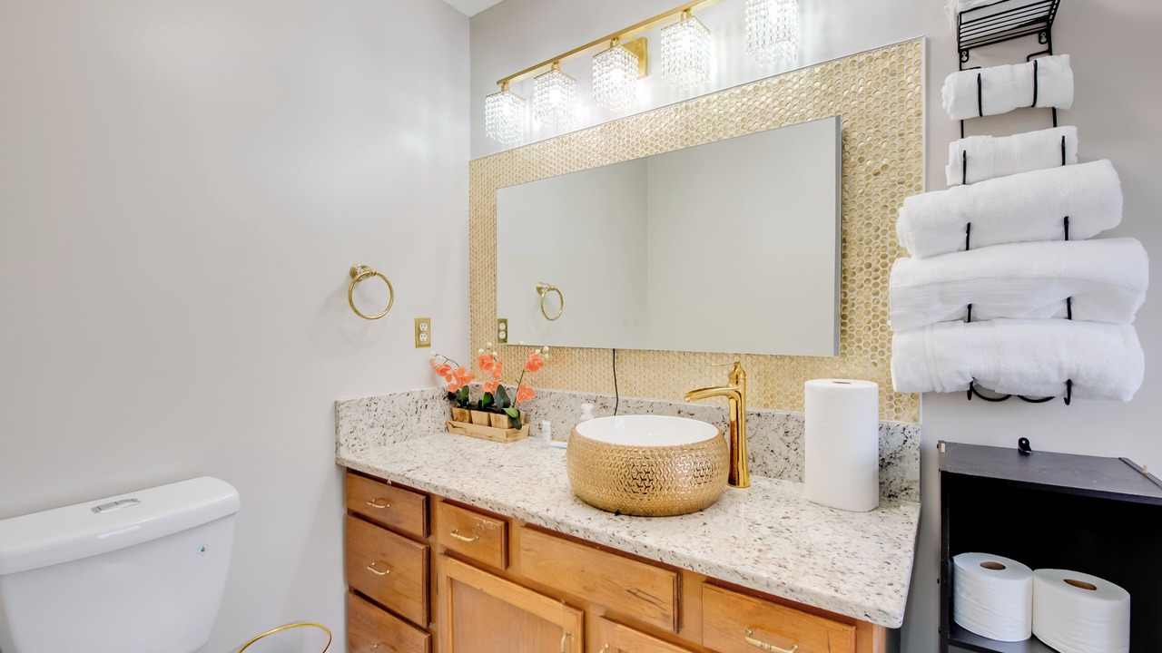 Photo of Bathroom in Powder Springs