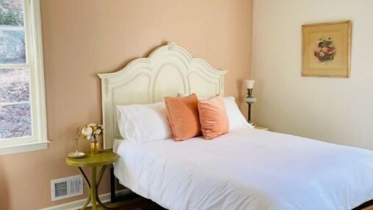 Photo of Bedroom in Covington