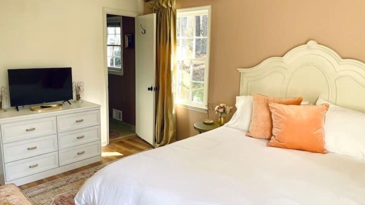 Photo of Bedroom in Covington
