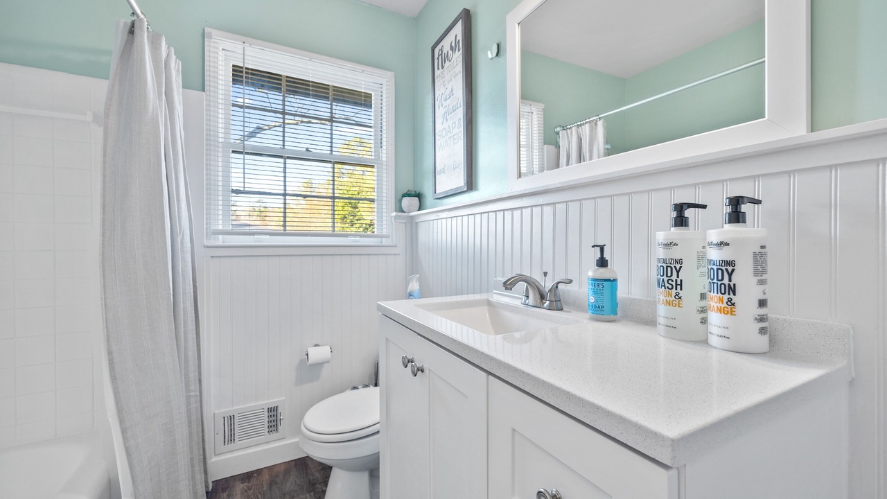 Photo of Bathroom in Powder Springs