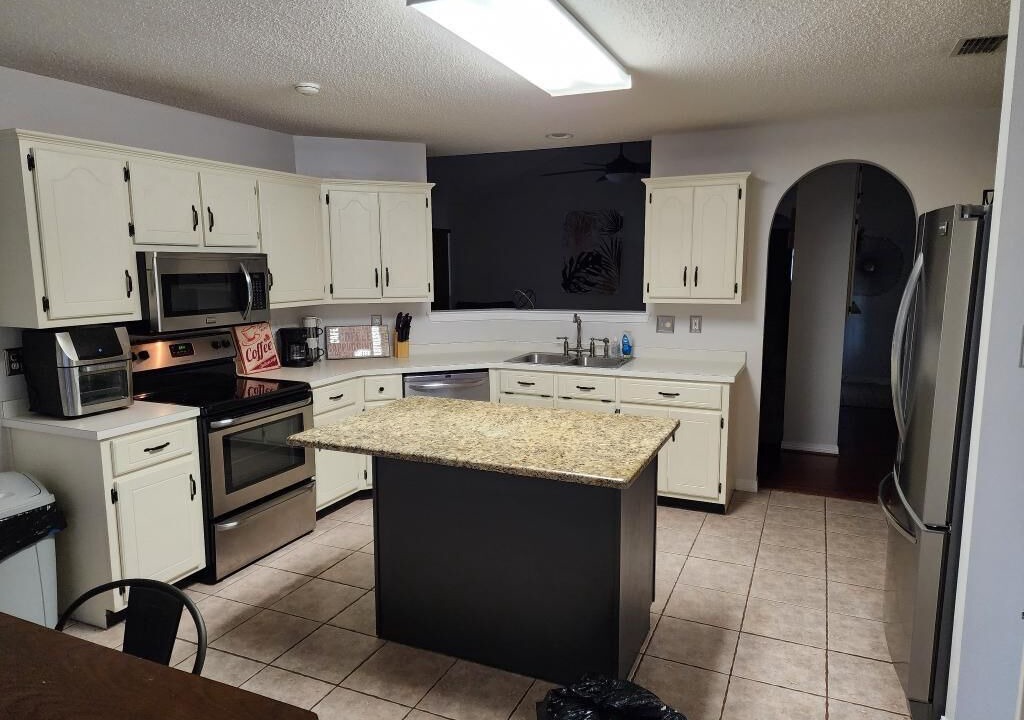 Photo of Kitchen in Baker