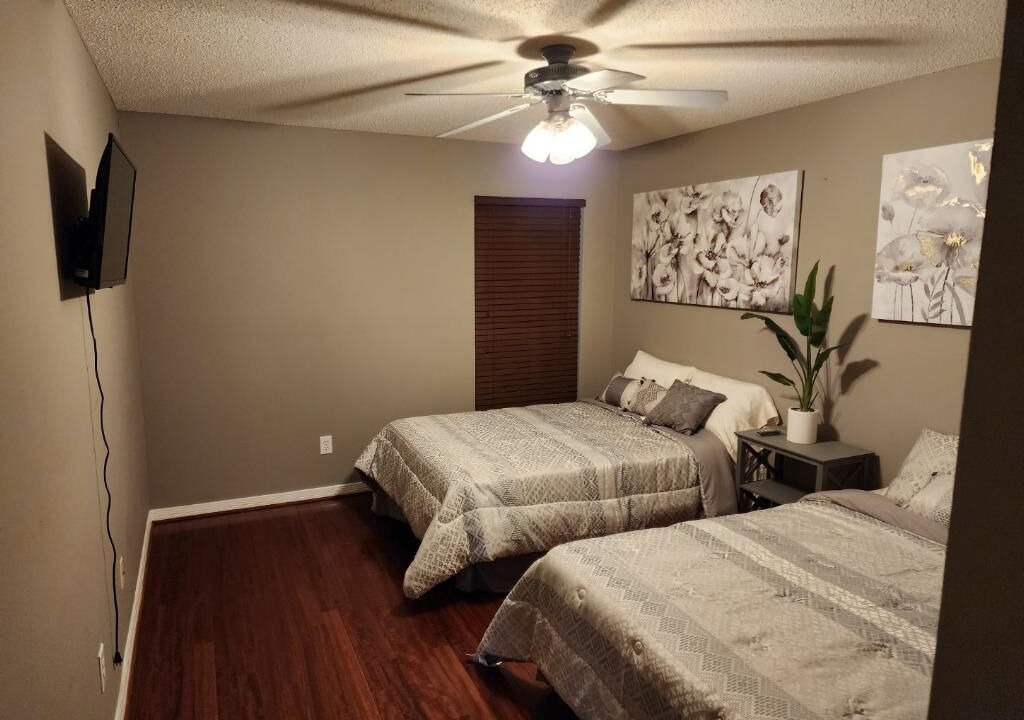Photo of Bedroom in Baker