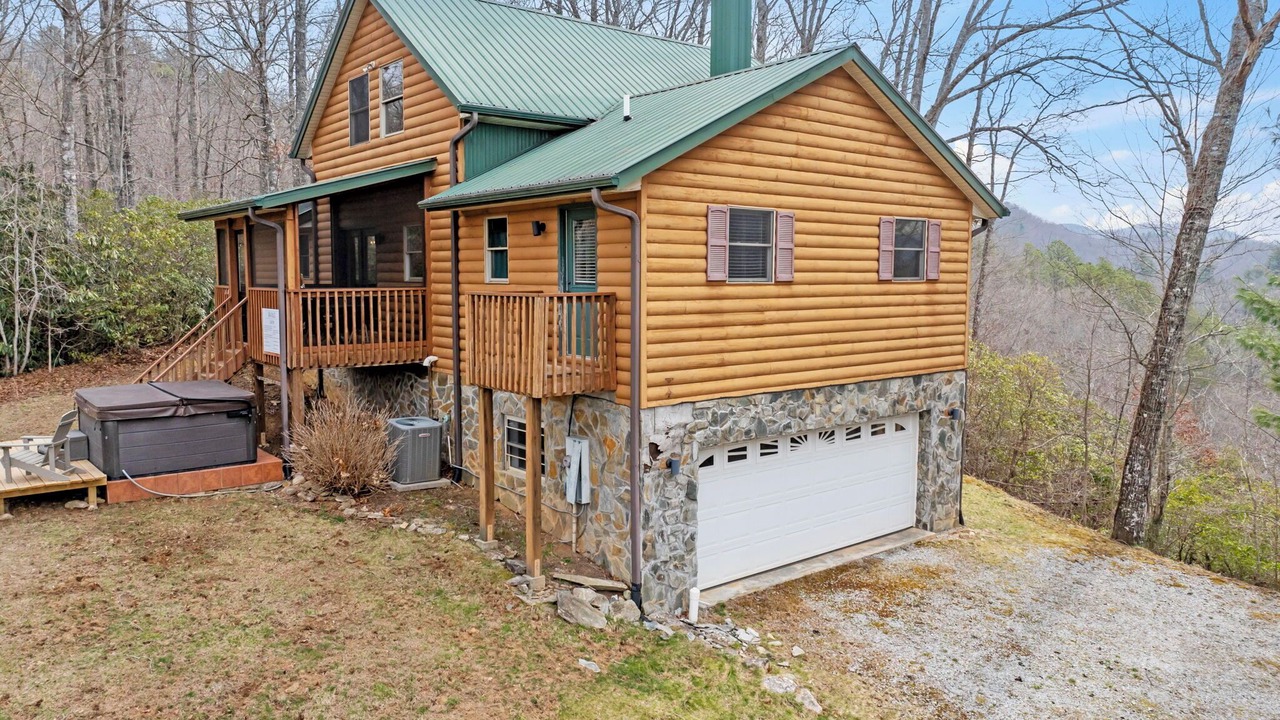 Photo of Outdoor in Lake Toxaway