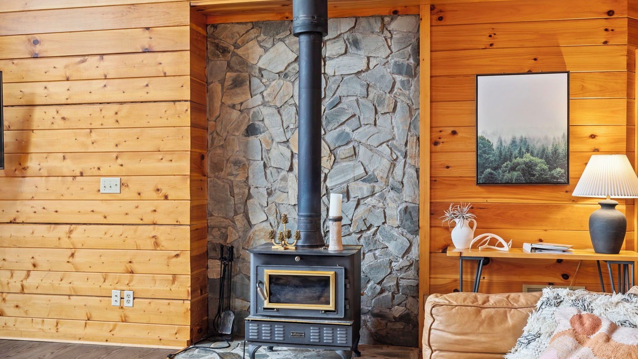Photo of Livingroom in Lake Toxaway